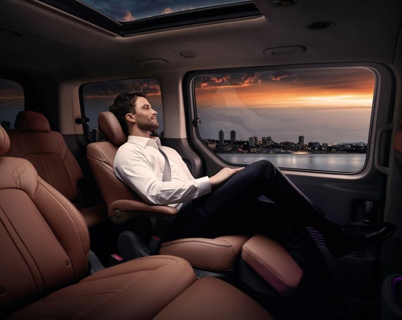 Hyundai Staria 1.6tgdi hev van 165kW