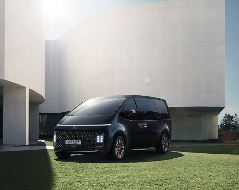 Hyundai Staria 1.6tgdi hev van 165kW