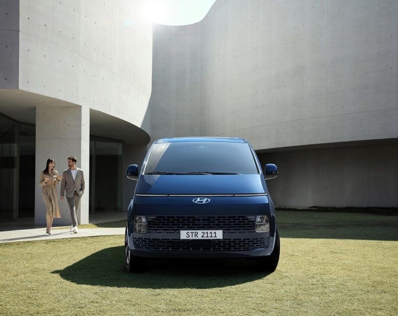 Hyundai Staria 1.6tgdi hev van 165kW Hyundai Staria 1.6tgdi hev van 165kW