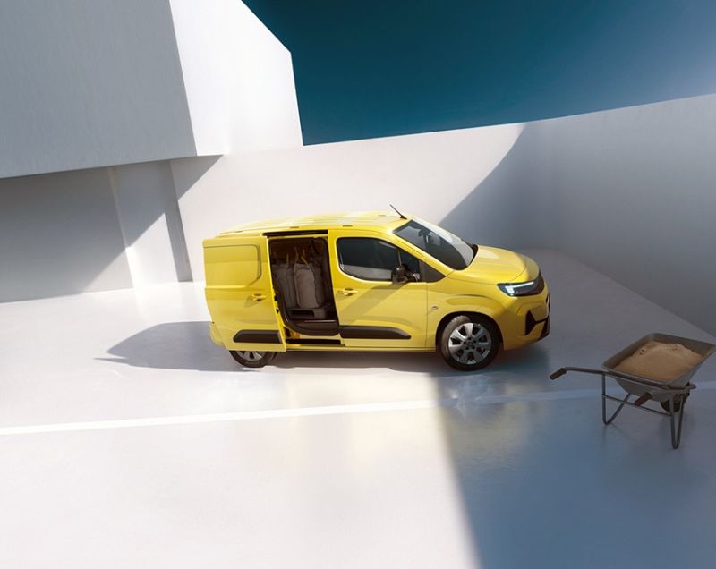 Opel Combo 50kWh ev l2 800 flex crewcab 100kW aut