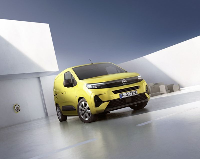 Opel Combo 50kWh ev l2 800 flex crewcab 100kW aut