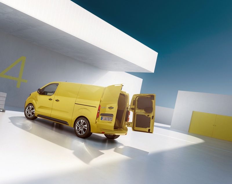 Opel Vivaro 75 kWh ev l3 100kW aut Opel Vivaro 75 kWh ev l3 100kW aut