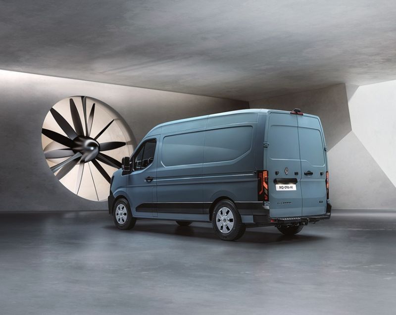 Renault Master 87kWh ev dc l3h2 t35 extra 105kW aut