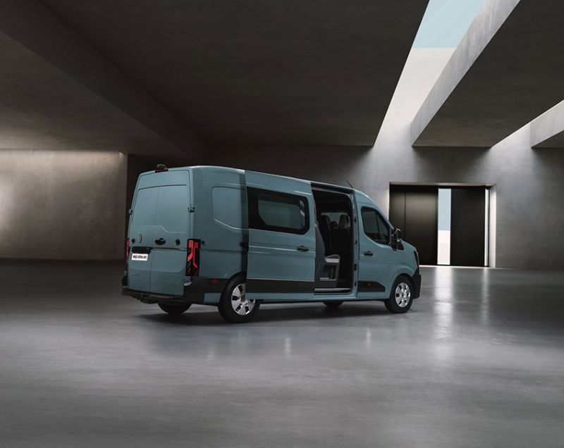 Renault Master 87kWh ev dc l3h2 t35 extra 105kW aut
