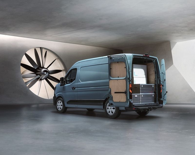 Renault Master 87kWh ev dc l3h2 t35 extra 105kW aut