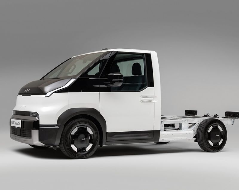 Kia PV5 51.5kWh ev l2 essential 89.4kW