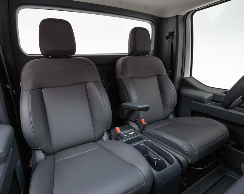 Kia PV5 51.5kWh ev l2 essential 89.4kW