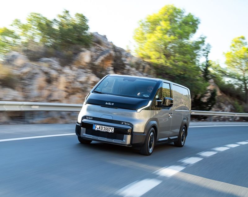 Kia PV5 51.5kWh ev l2h1 essential 89.4kW