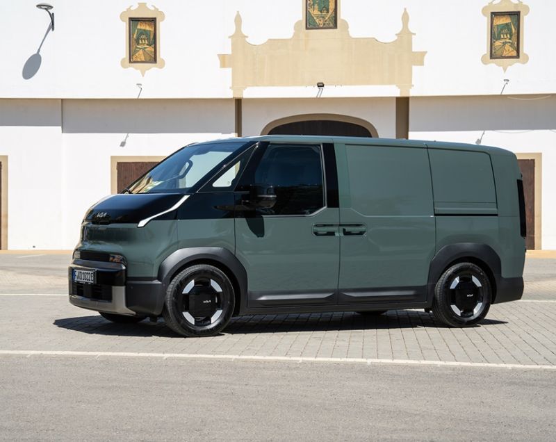 Kia PV5 51.5kWh L2H1 89kW Essential