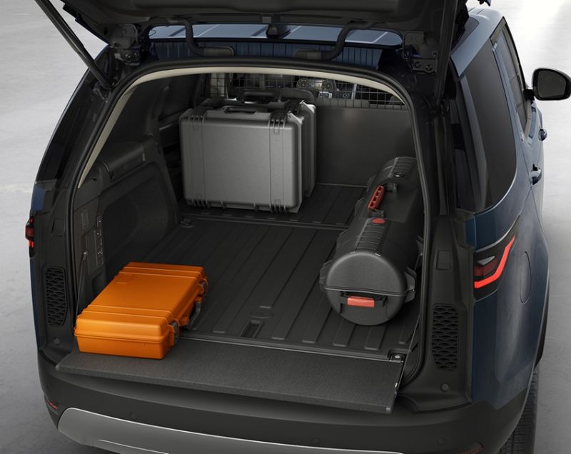 Land Rover Discovery Commercial d300 mhev dynamic se awd 221kW aut