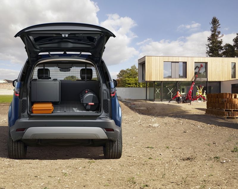 Land Rover Discovery Commercial d250 mhev dynamic se awd 183kW aut