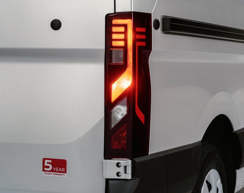 Nissan Interstar 87kWh ev l3h2 t35 limited 105kw aut