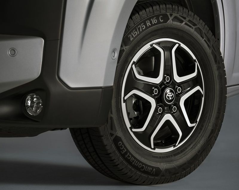 Toyota ProAce Max 2.2d-4d 3.5t heavy l3 challenger 103kW