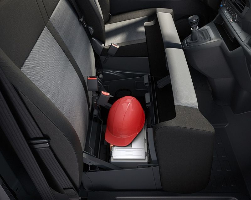 Toyota ProAce Worker 50kWh ev l2 long worker navigator standard range 100kW aut