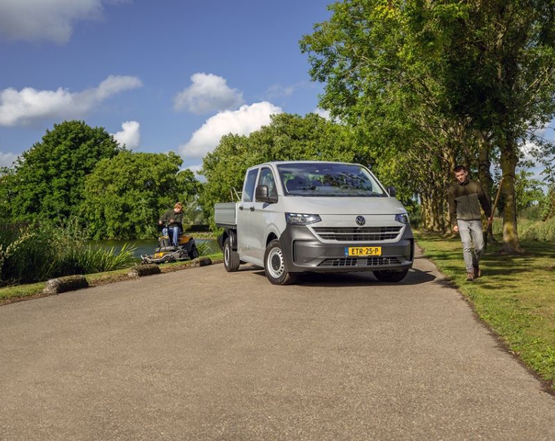 Volkswagen Transporter 71kWh ev 34 l2h1 pudc 210kW awd aut Volkswagen Transporter 71kWh ev 34 l2h1 pudc 210kW awd aut