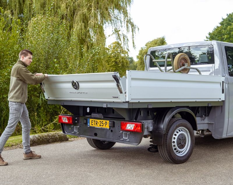 Volkswagen Transporter 71kWh ev 32 l2h1 cdc 100kW rwd aut