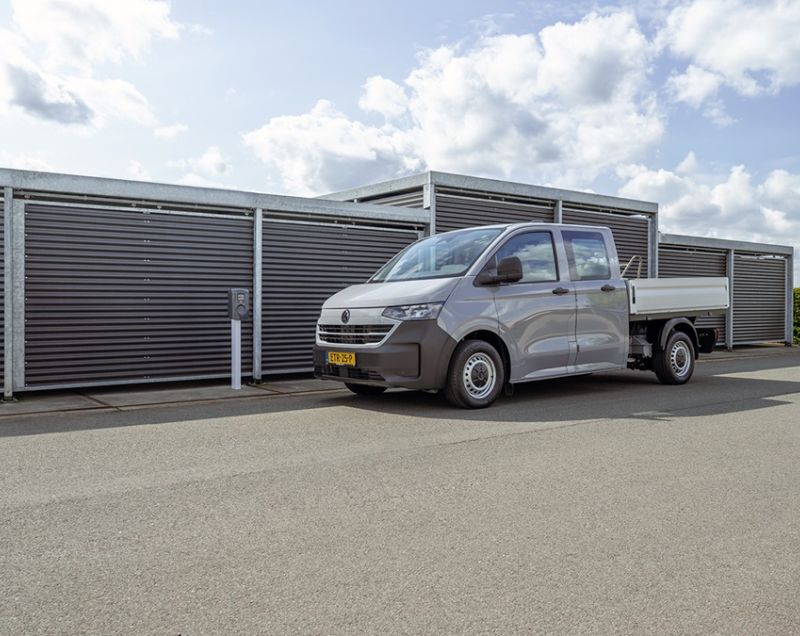 Volkswagen Transporter 71kWh ev 32 l2h1 cdc 100kW rwd aut