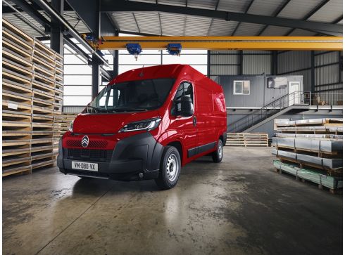 Citroen Jumper 110kWh ev 35 l4h3 205kW zwaar aut Citroen Jumper 110kWh ev 35 l4h3 205kW zwaar aut