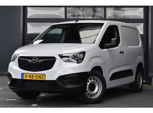 Opel Combo 50kWh L1 + WINTER PAKKET/ACHTERUITRIJCAMERA | TOT 5.000 EURO SEBA-KORTING! Opel Combo 50kWh L1 + WINTER PAKKET/ACHTERUITRIJCAMERA | TOT 5.000 EURO SEBA-KORTING!