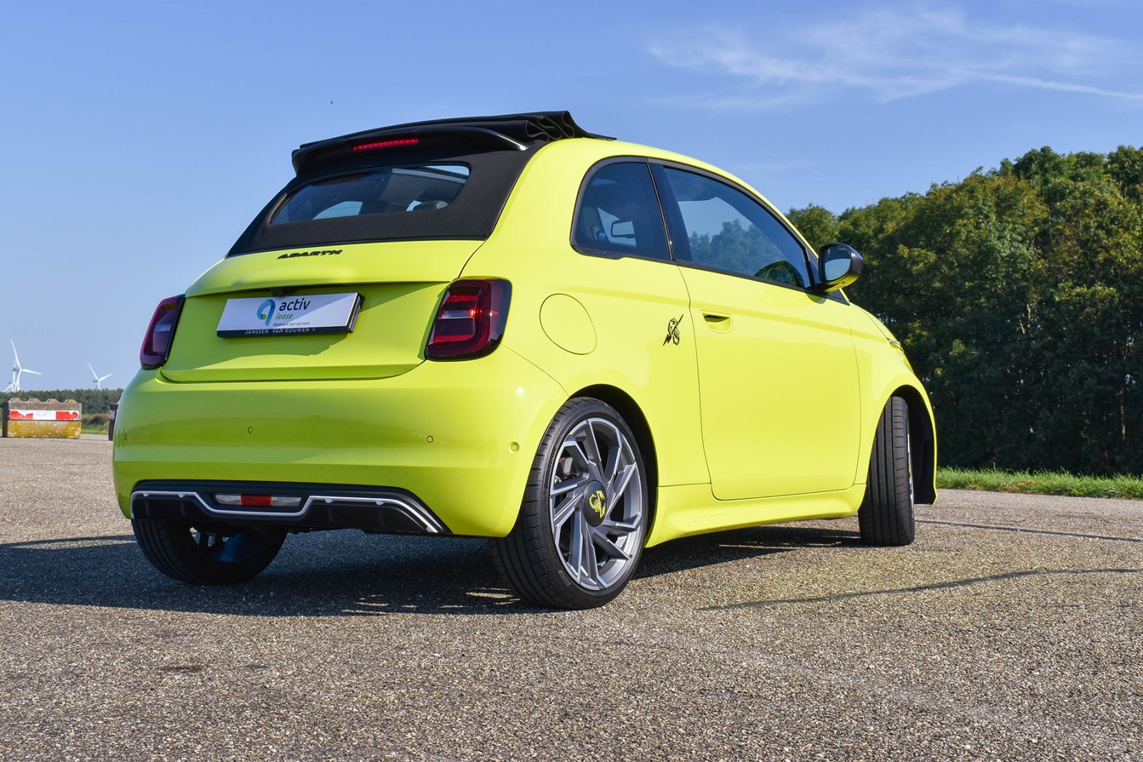 Abarth 500e cabrio leasen - ActivLease