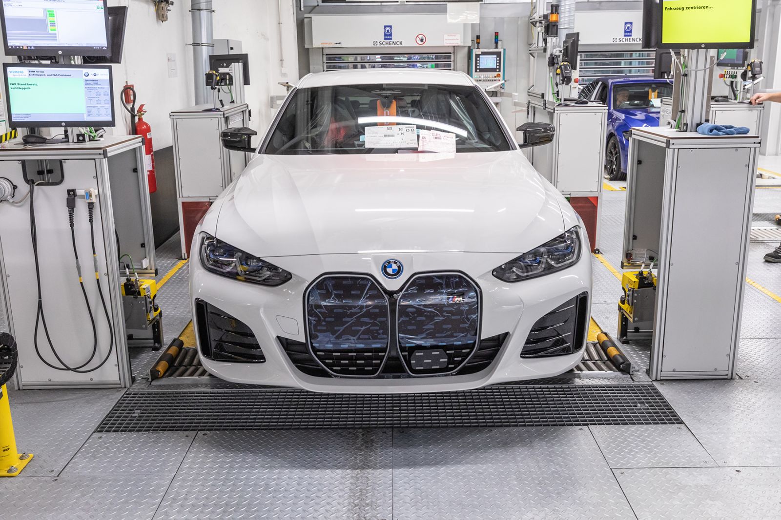 De BMW i4 in de fabriek