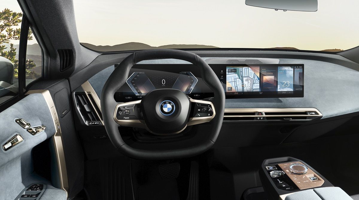 De BMW iX heeft een minimalistisch interieur
