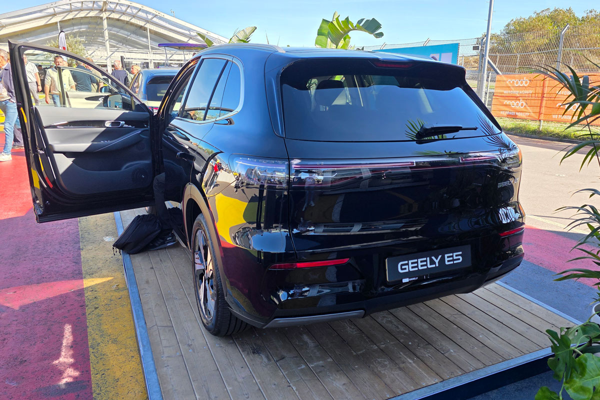 Geely E5