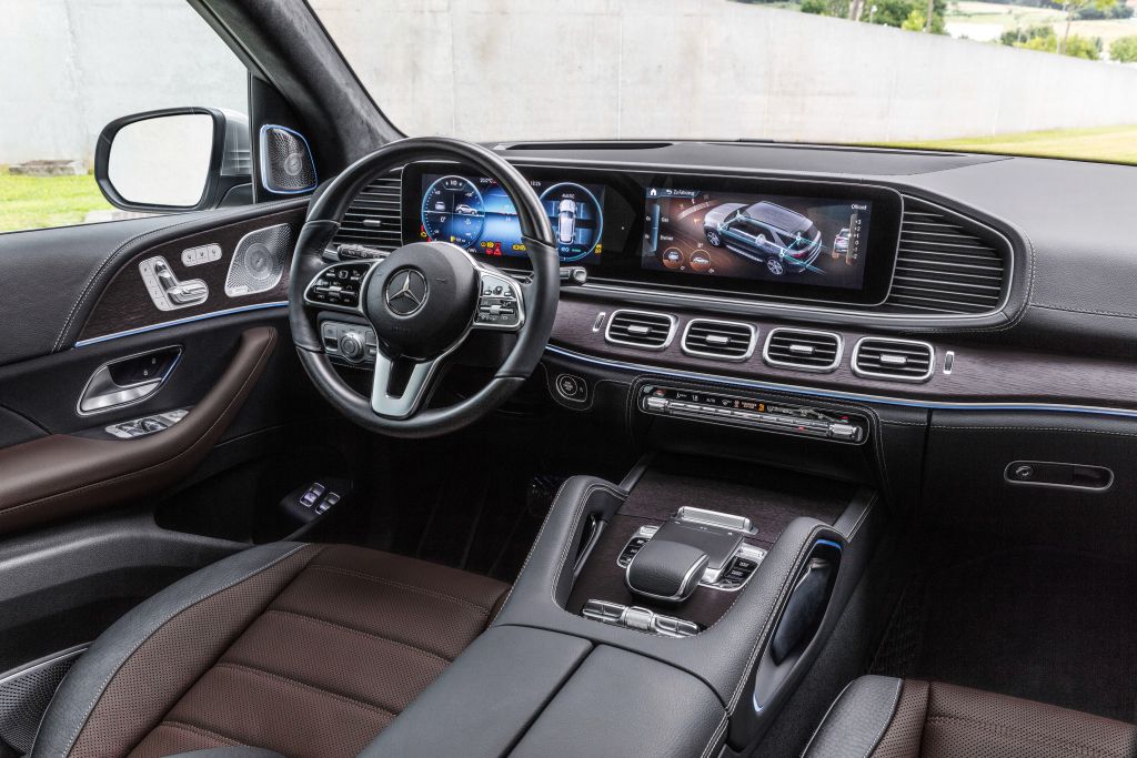 Mercedes GLE dashboard