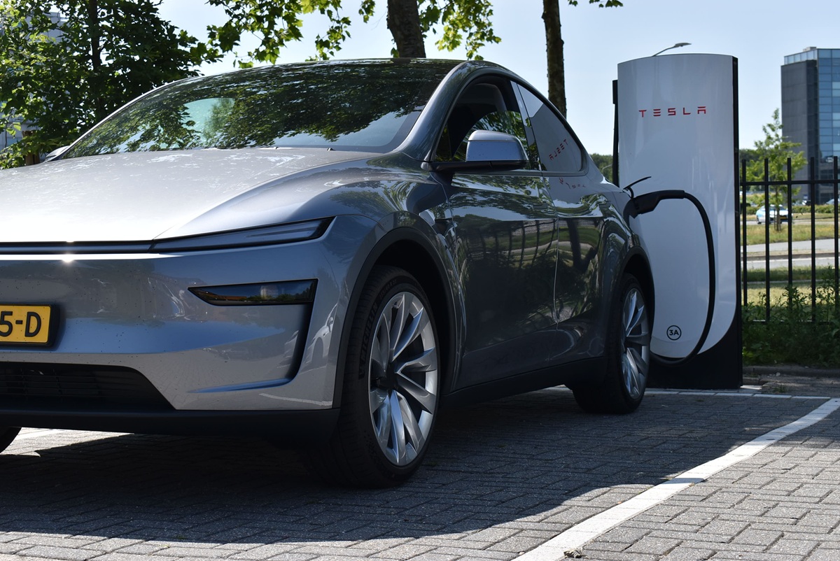 Tesla Model Y Juniper (2025) - ActivLease