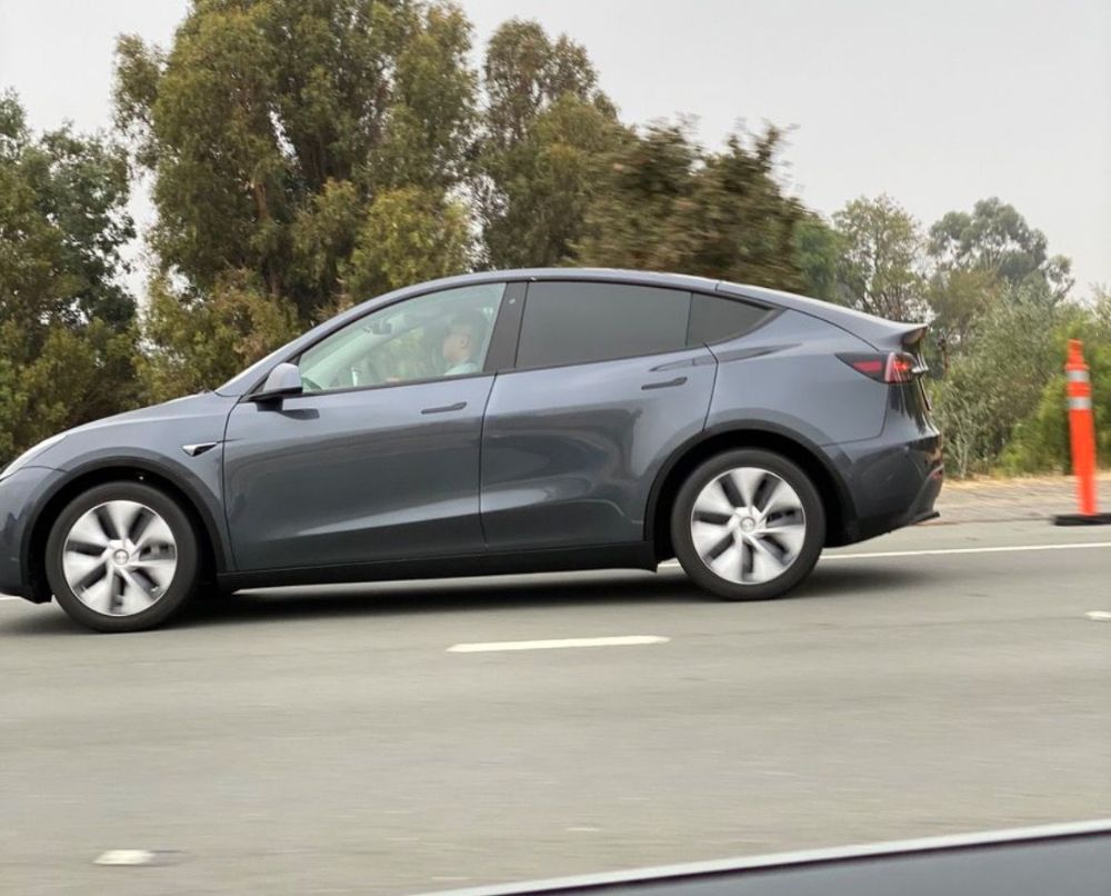 Tesla Model Y in Midnight Silver