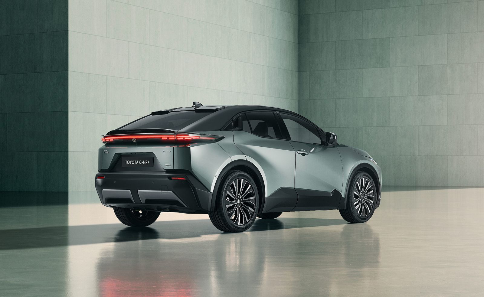 Toyota C-HR+ elektrisch leasen
