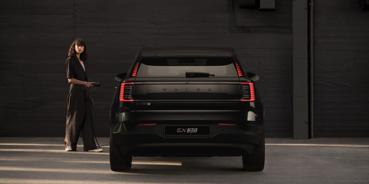 Volvo EX30 Black Edition - ActivLease