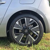 Corsa-e5