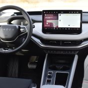 Skoda-elroq-dashboard-activlease