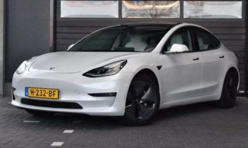 Tesla Model 3 Long Range AWD