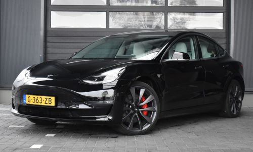 Tesla Model 3 Performance