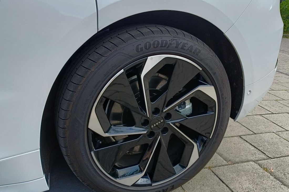 zeekr-001-long-range-rwd-voorraad-activlease zeekr-001-long-range-rwd-voorraad-activlease