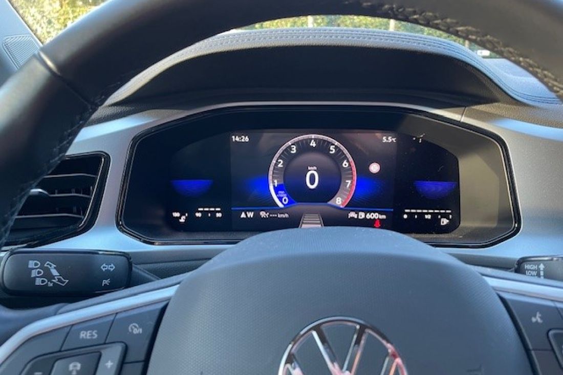 volkswagen-t-roc-life-edition-activlease