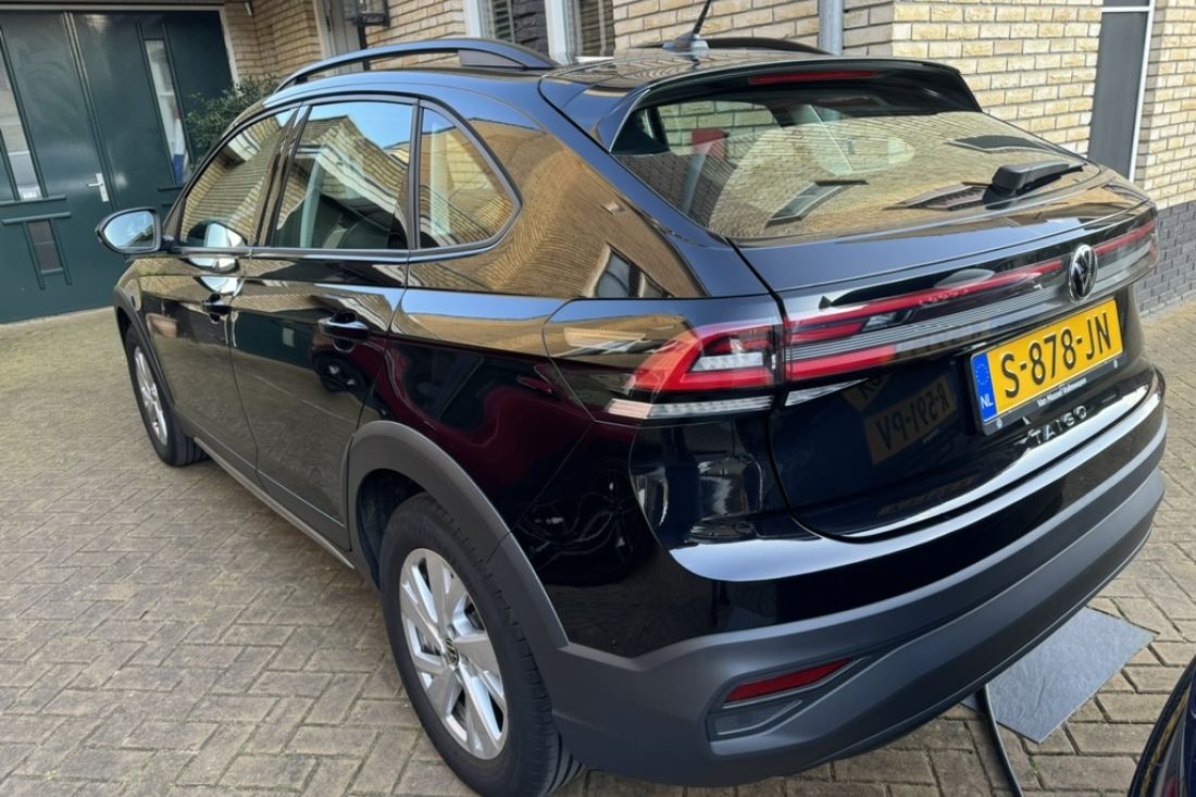 volkswagen-taigo-life-deep-black-activlease