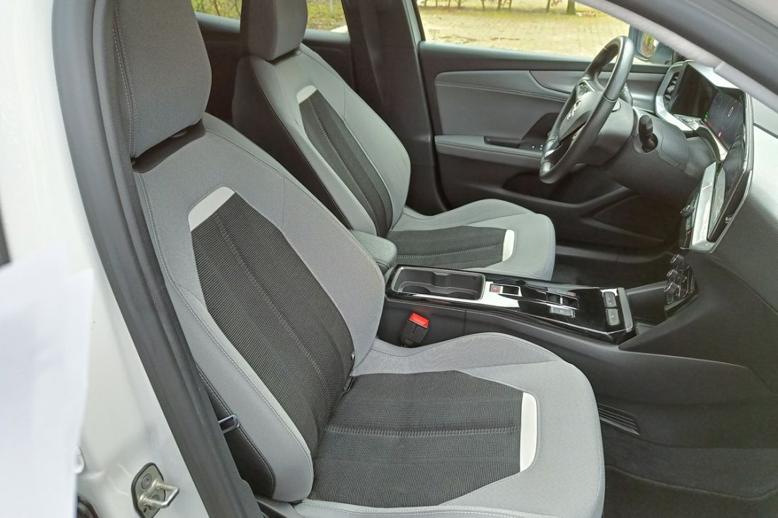 opel-mokka-e-business-elegance-activlease