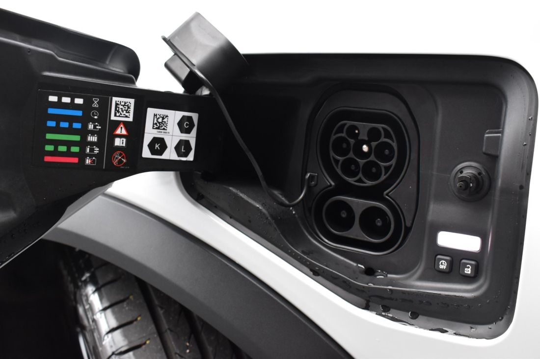 renault-5-comfort-range-techno-wit-shortlease-activlease renault-5-comfort-range-techno-wit-shortlease-activlease