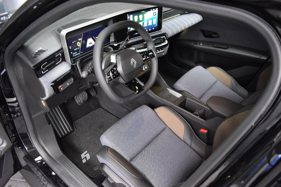 renault-5-comfort-range-techno-wit-shortlease-activlease renault-5-comfort-range-techno-wit-shortlease-activlease