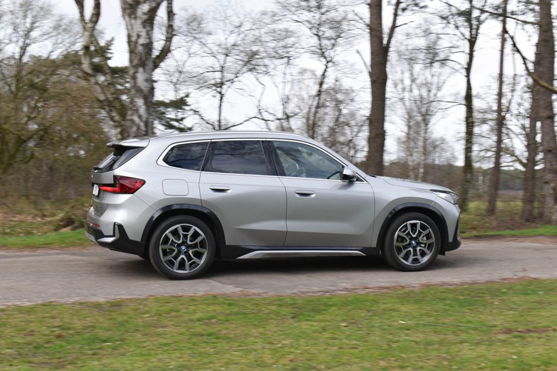 bmw-ix1-msport-shortlease-activlease