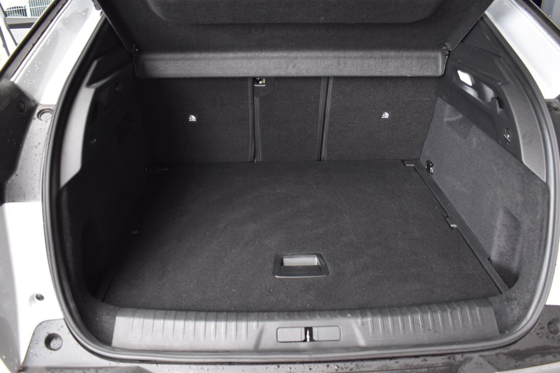 peugeot-e-3008-wit-shortlease-activlease