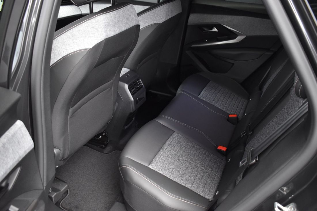 peugeot-e-3008-grijs-shortlease-activlease
