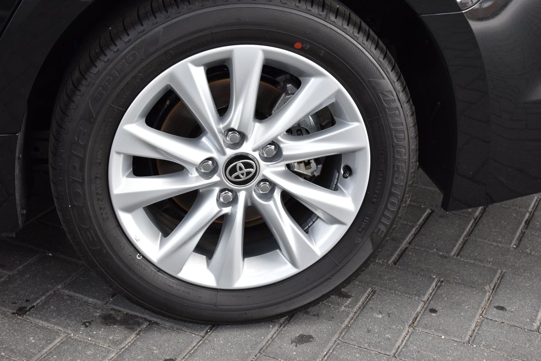 toyota-corolla-touring-sports-shortlease-activlease