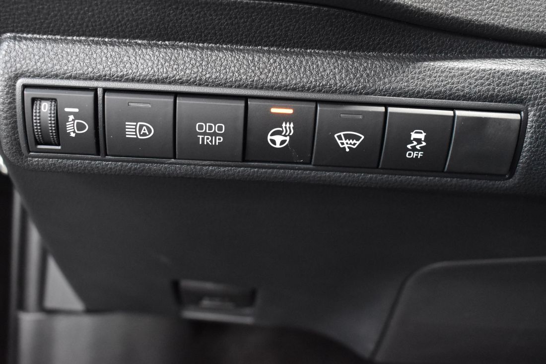 toyota-corolla-touring-sports-shortlease-activlease