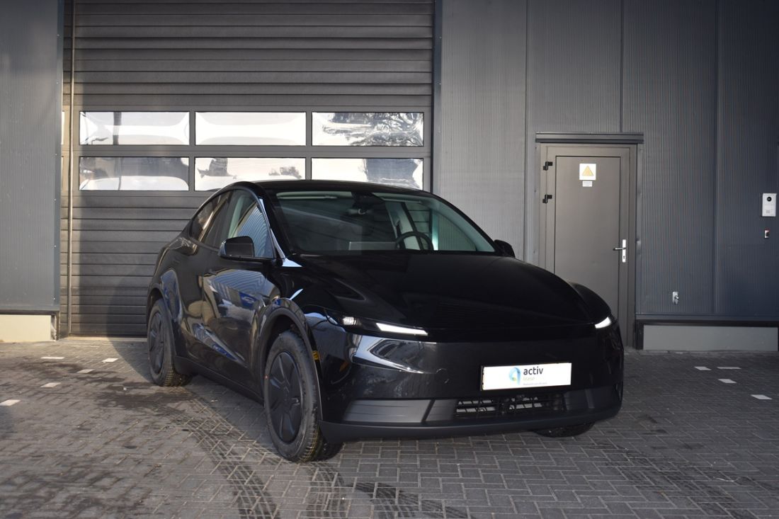 tesla-model-y-standard-shortlease-activlease