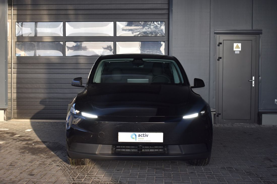 tesla-model-y-standard-shortlease-activlease