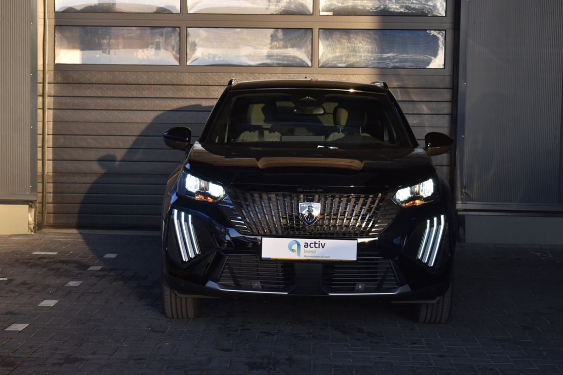 peugeot-e-2008-allure-avantage-zwart-shortlease-activlease